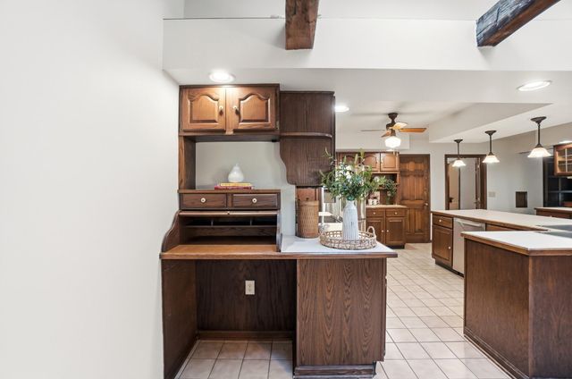 6971 Village Woods Place, Worthington, OH 43085