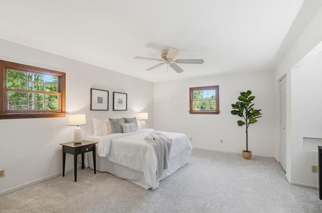 6971 Village Woods Place, Worthington, OH 43085