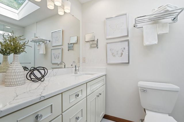 6971 Village Woods Place, Worthington, OH 43085