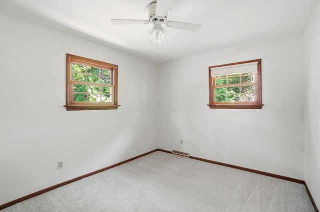 6971 Village Woods Place, Worthington, OH 43085