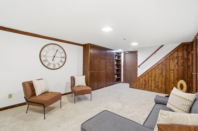 6971 Village Woods Place, Worthington, OH 43085