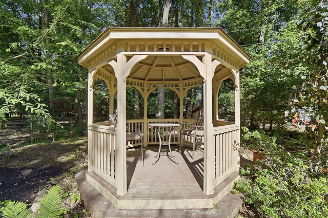 6971 Village Woods Place, Worthington, OH 43085
