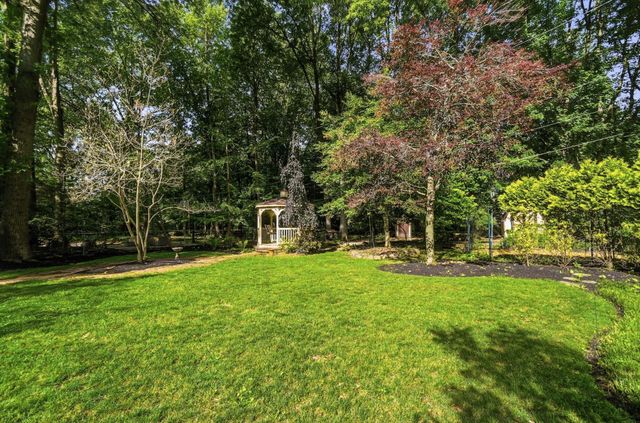 6971 Village Woods Place, Worthington, OH 43085
