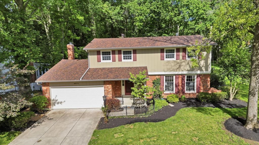 6971 Village Woods Place, Worthington, OH 43085