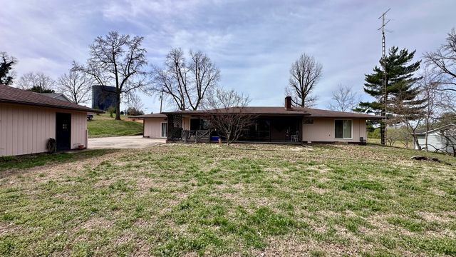 514 N Walnut Street, West Frankfort, IL 62896
