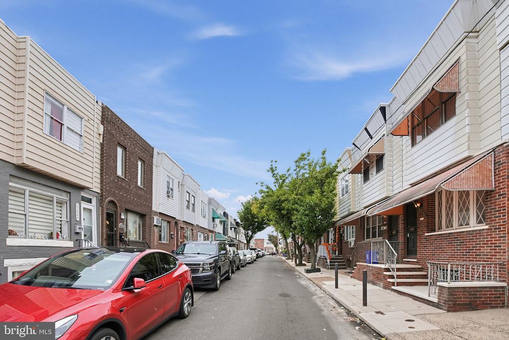 2647 S HUTCHINSON ST, Philadelphia, PA 19148 — exterior