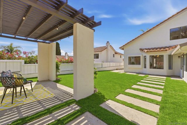12737 Isocoma, San Diego, CA 92129