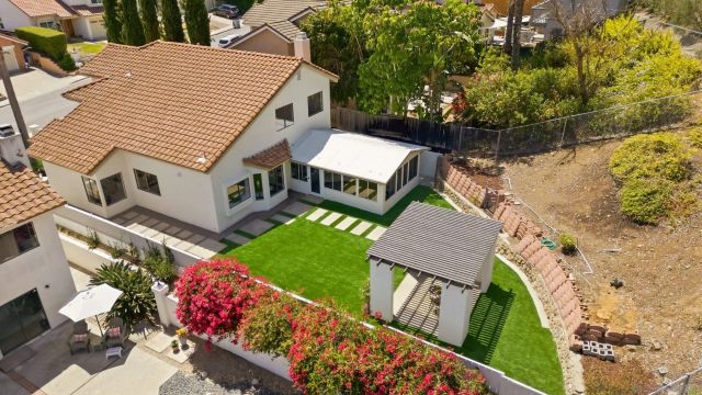 12737 Isocoma, San Diego, CA 92129
