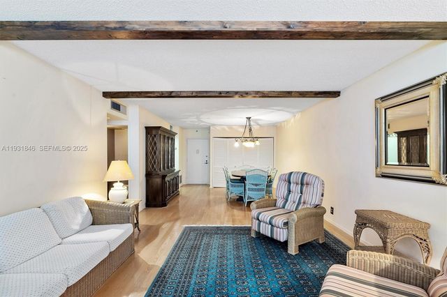 9511 Collins Ave 606, Surfside, FL 33154