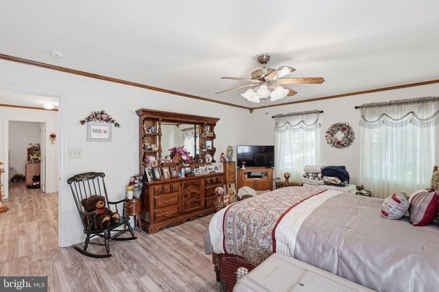 4010 BEACH DR, Chesapeake Beach, MD 20732