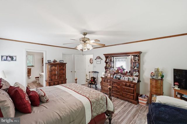 4010 BEACH DR, Chesapeake Beach, MD 20732