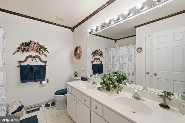 4010 BEACH DR, Chesapeake Beach, MD 20732