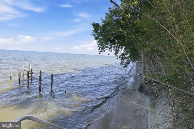 4010 BEACH DR, Chesapeake Beach, MD 20732