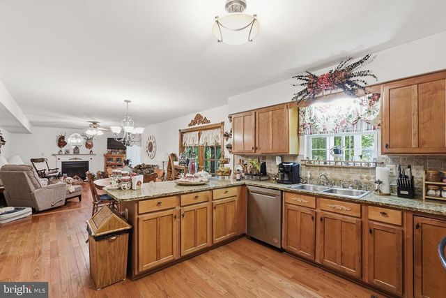 4010 BEACH DR, Chesapeake Beach, MD 20732