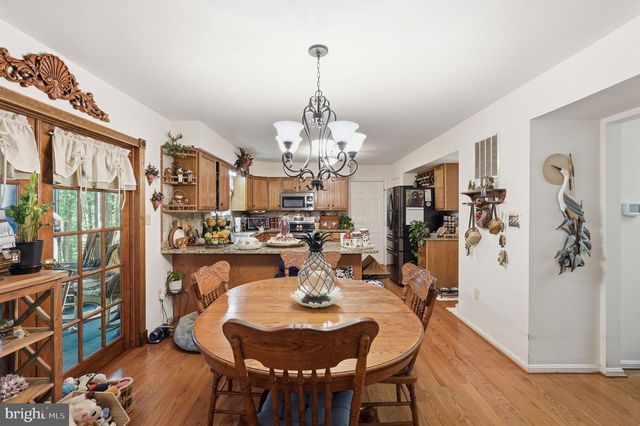 4010 BEACH DR, Chesapeake Beach, MD 20732