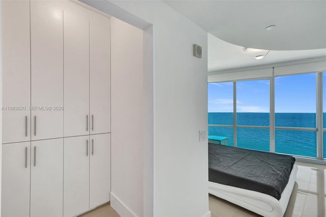 17121 Collins Avenue 2003, Sunny Isles Beach, FL 33160