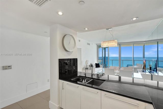 17121 Collins Avenue 2003, Sunny Isles Beach, FL 33160