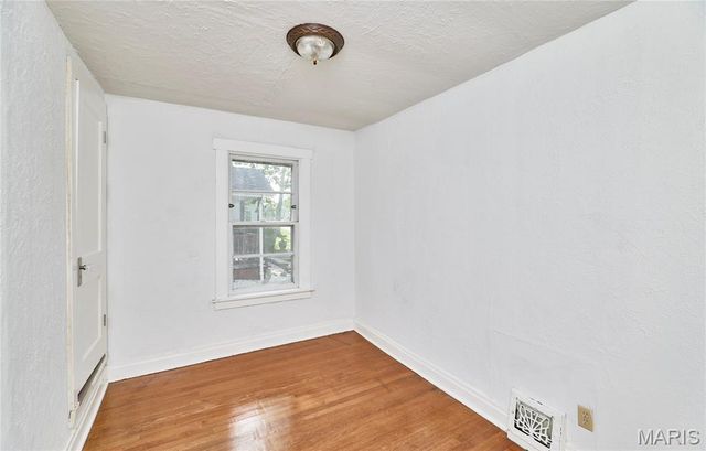 7075 Lansdowne Avenue, St Louis, MO 63109