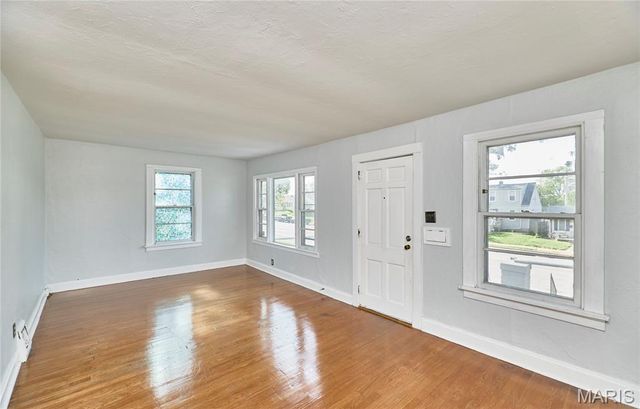 7075 Lansdowne Avenue, St Louis, MO 63109
