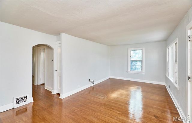 7075 Lansdowne Avenue, St Louis, MO 63109