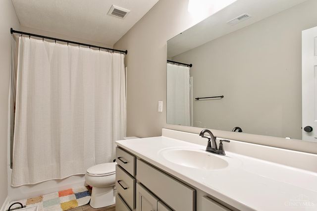 3388 Sunbeam Place, Batavia, OH 45103