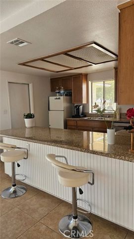 10409 Redwood, California City, CA 93505