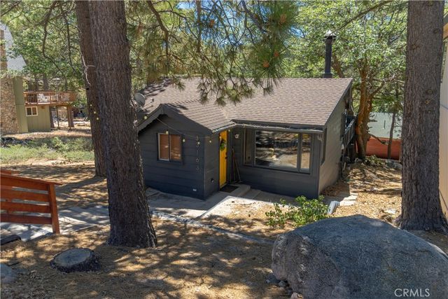 33163 Holcomb Creek, Green Valley Lake, CA 92341