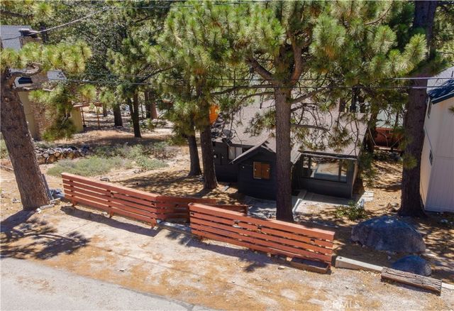 33163 Holcomb Creek, Green Valley Lake, CA 92341