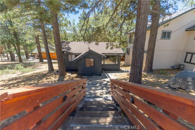 33163 Holcomb Creek, Green Valley Lake, CA 92341
