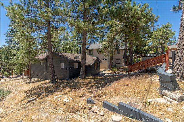 33163 Holcomb Creek, Green Valley Lake, CA 92341