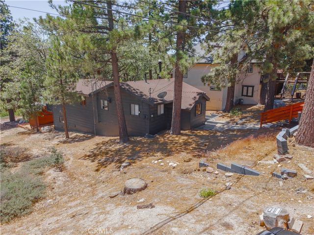 33163 Holcomb Creek, Green Valley Lake, CA 92341