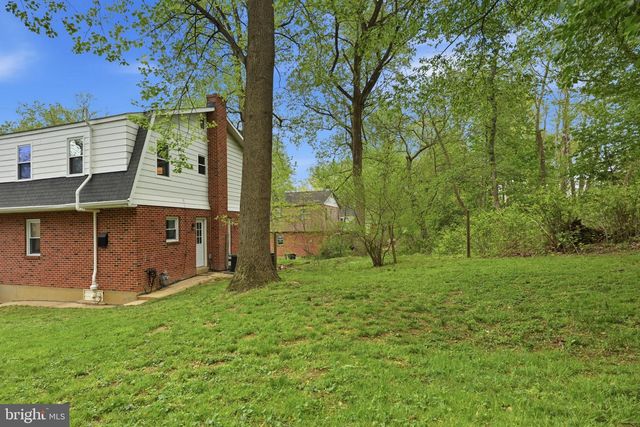 15 WHITE CLAY DR, Newark, DE 19711