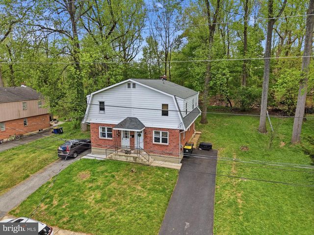 15 WHITE CLAY DR, Newark, DE 19711