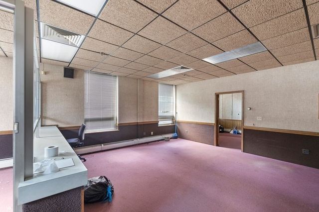 35 Lower Grape St, Chicopee, MA 01013