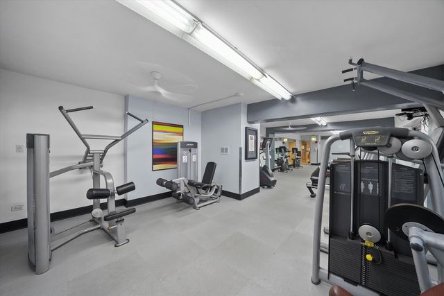 4970 N Marine Drive 1129, Chicago, IL 60640