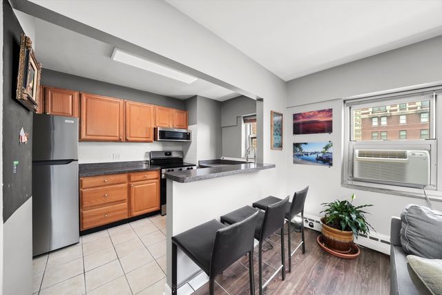 4970 N Marine Drive 1129, Chicago, IL 60640