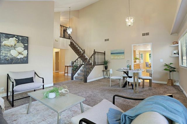 1605 Stanley Dr, Ripon, CA 95366