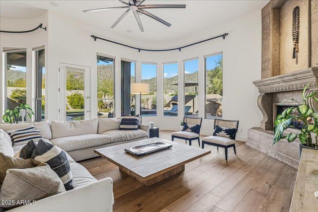 12025 N 135TH Way, Scottsdale, AZ 85259