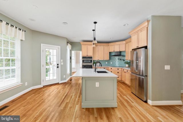 8566 SALTLICK TER, Manassas, VA 20112