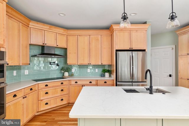 8566 SALTLICK TER, Manassas, VA 20112