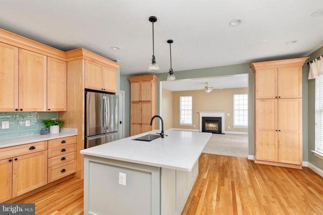 8566 SALTLICK TER, Manassas, VA 20112