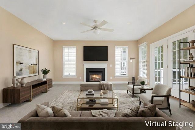 8566 SALTLICK TER, Manassas, VA 20112