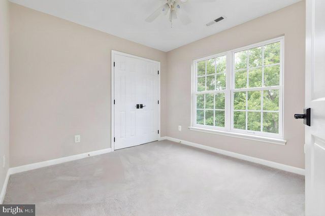 8566 SALTLICK TER, Manassas, VA 20112