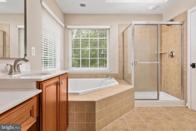 8566 SALTLICK TER, Manassas, VA 20112