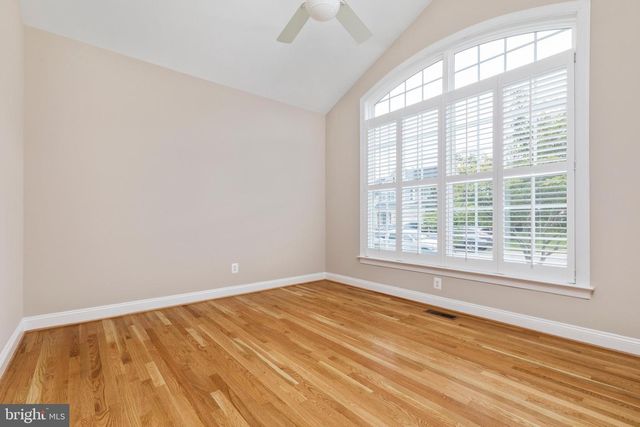8566 SALTLICK TER, Manassas, VA 20112