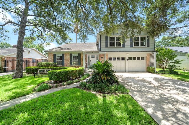 12239 Monticeto Lane, Meadows Place, TX 77477