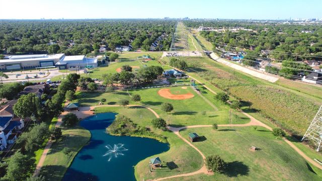 12239 Monticeto Lane, Meadows Place, TX 77477