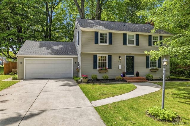 96 Eddy Lane, Orchard Park, NY 14127