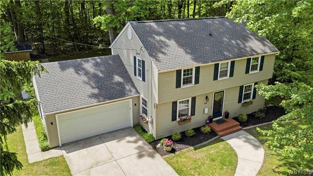 96 Eddy Lane, Orchard Park, NY 14127