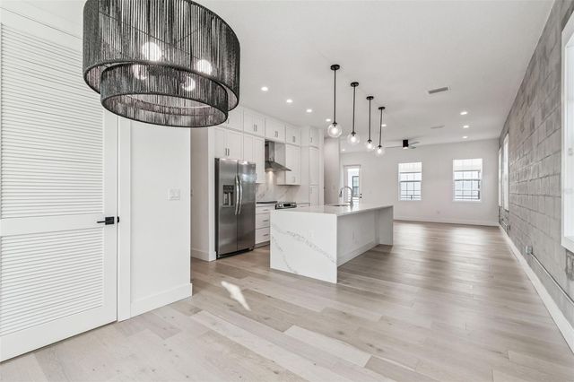 2724 5TH AVENUE S, St Petersburg, FL 33712